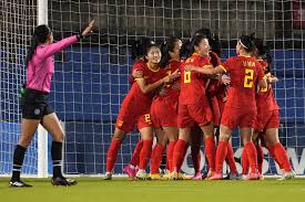 持国内女足