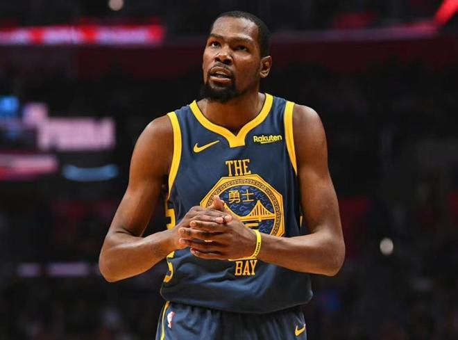 给予西蒙斯 给予西蒙斯