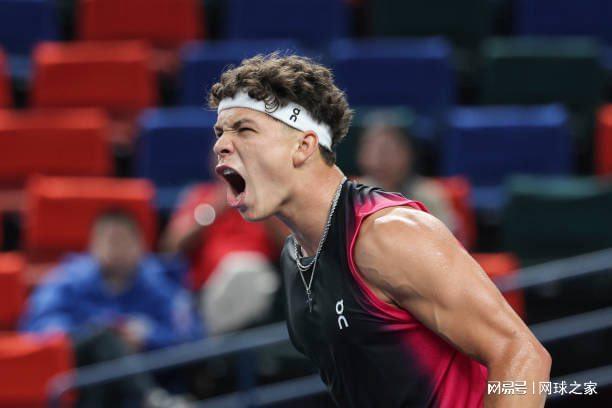 他在反击中 他在反击中